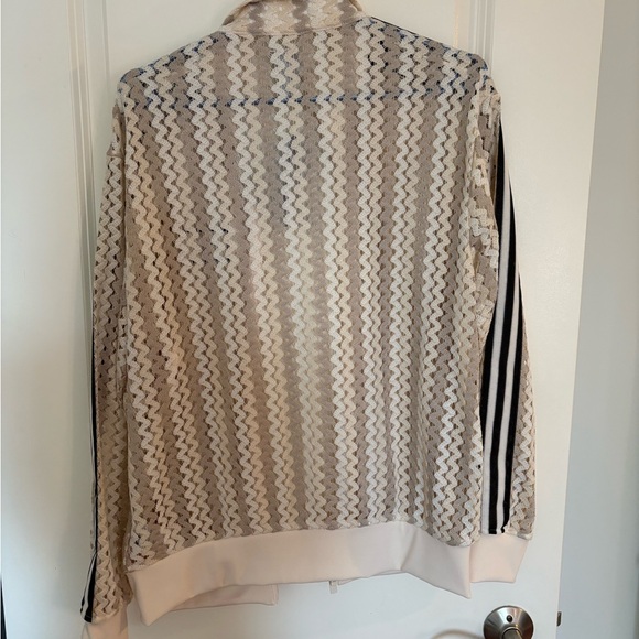 Adidas Women's Cream and Black Mesh Bomber Jacket - Picture 5 of 6